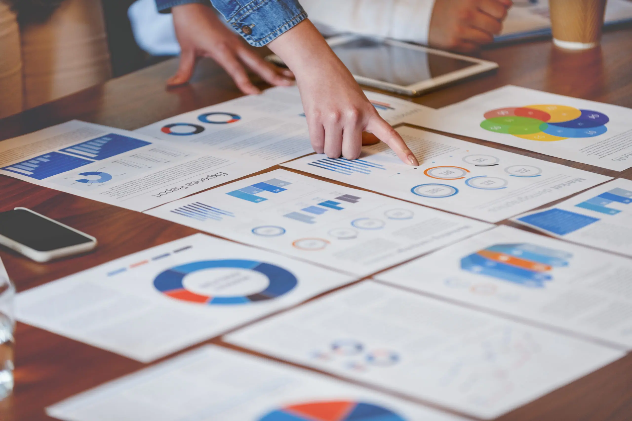 Monitor and Evaluate the Performance of Team Sales Goals