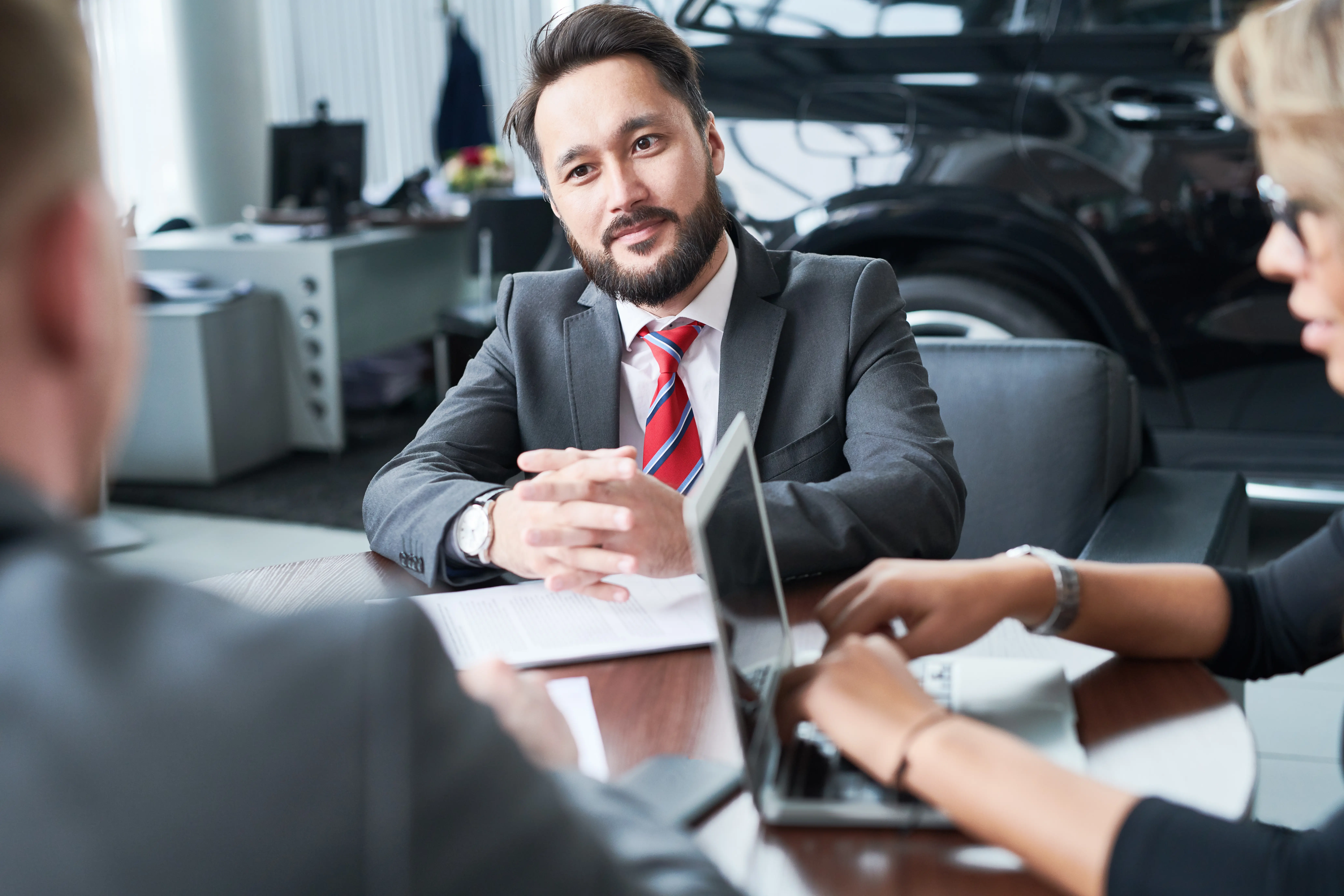 what are the best skills for sales associates