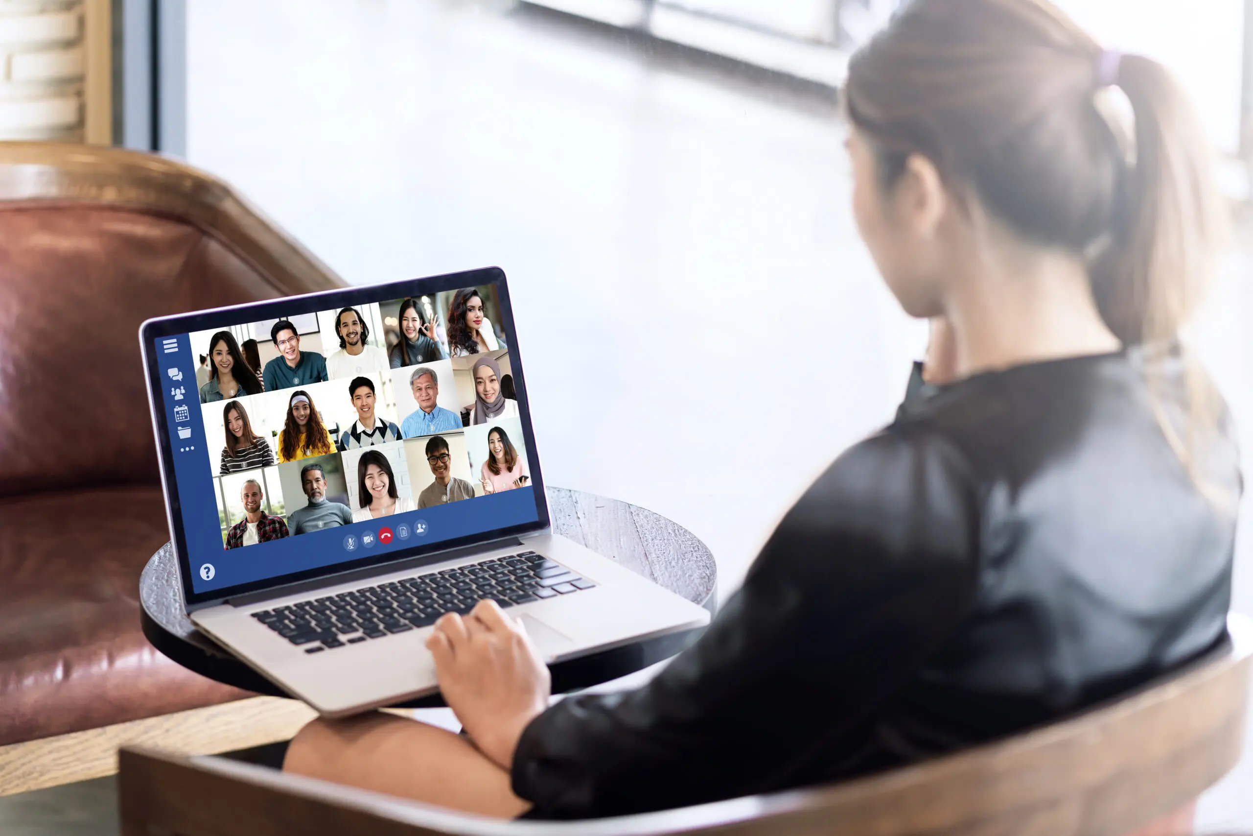 Virtual sales training