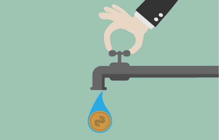 4 Sales Training Tactics for Moving Stalled Deals Through the Pipeline