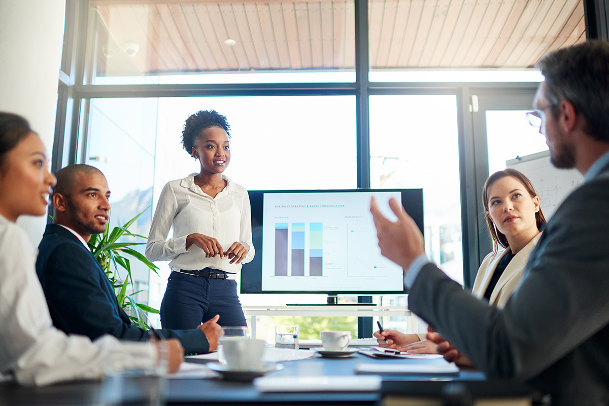 Build a high-quality sales presentation to confidently make your sales pitch.